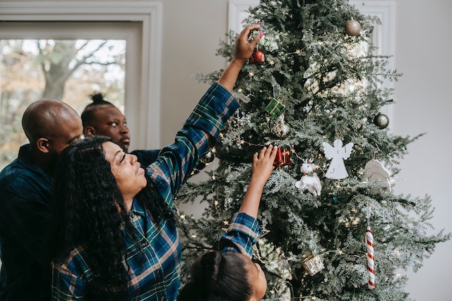 sustainable-unlit-artificial-christmas-trees